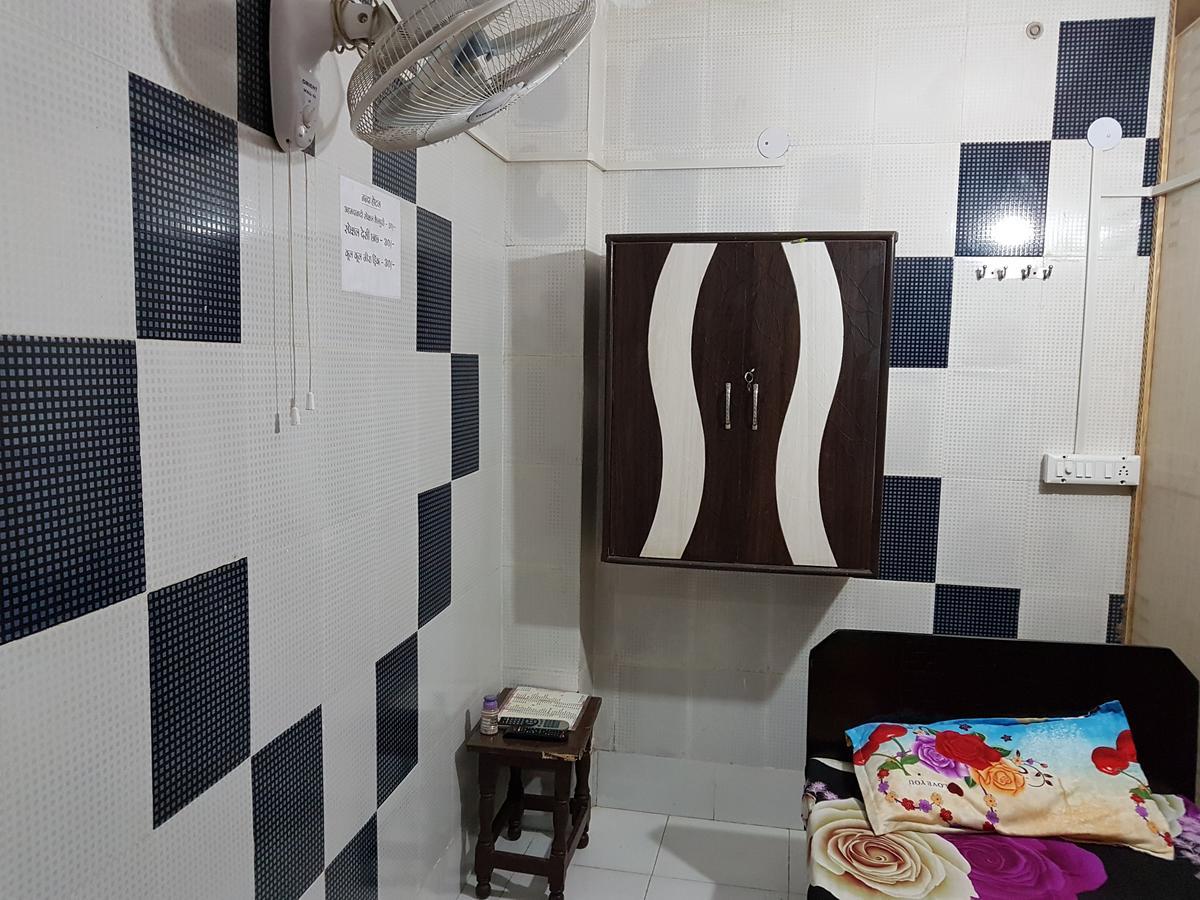 Nanda Hotel Hanumāngarh Eksteriør billede