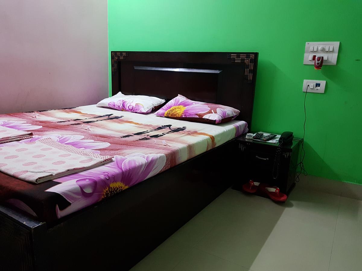 Nanda Hotel Hanumāngarh Eksteriør billede